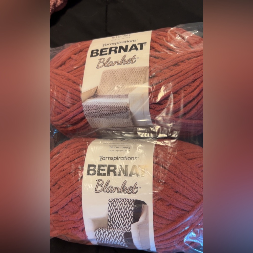 Yarnspirations Bernat Blanket - Merlot 2 ct